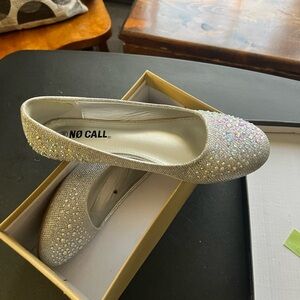 Women's Silver Glitter Flats